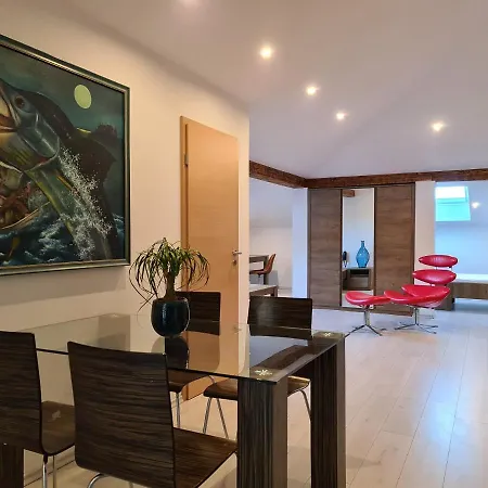 Lavender - Oleander Szálloda Strunjan