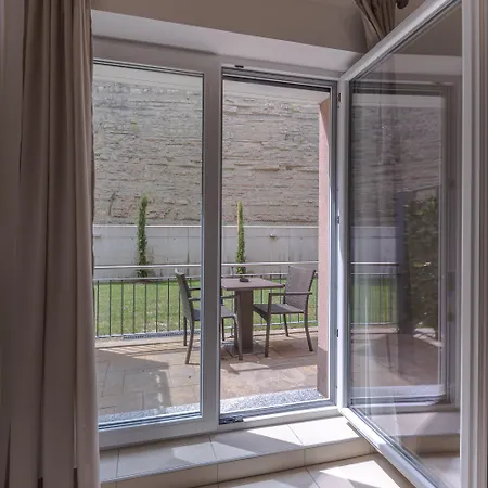 Hotel Lavender - Oleander 3*