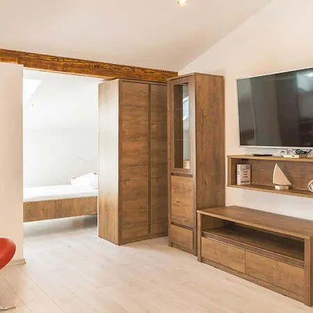 Lavender - Oleander 3* Strunjan