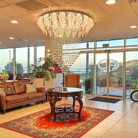 Lavender - Oleander 3* Strunjan