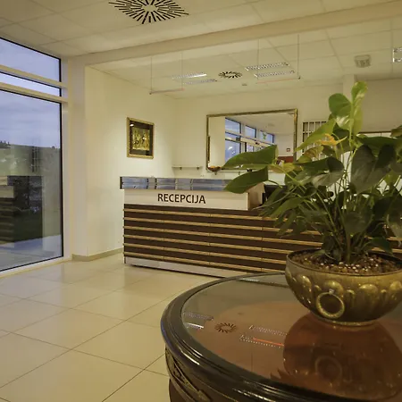 Hotel Lavender - Oleander 3*