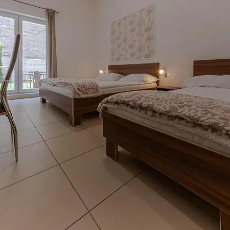 Lavender - Oleander 3*