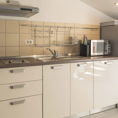 Lavender - Oleander Szálloda 3*