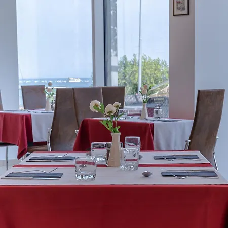 Lavender - Oleander 斯楚雅