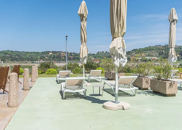 Hotel Lavender - Oleander 3*