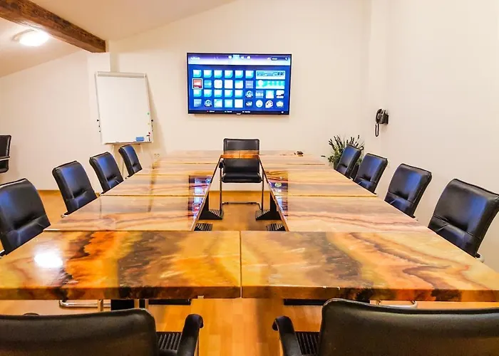 Lavender - Oleander Szálloda 3*