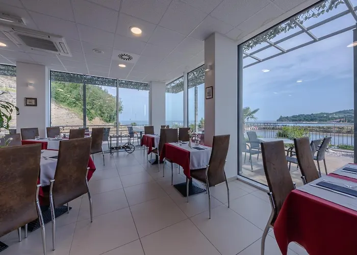 Lavender - Oleander Strunjan